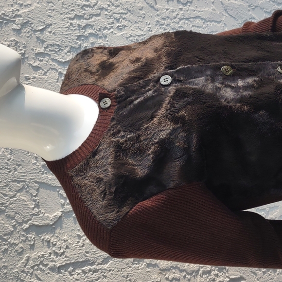 Adrienne Vittadini Ladies Luxury Pure Wool Front Placket Cardigan Sweater - Picture 3 of 17